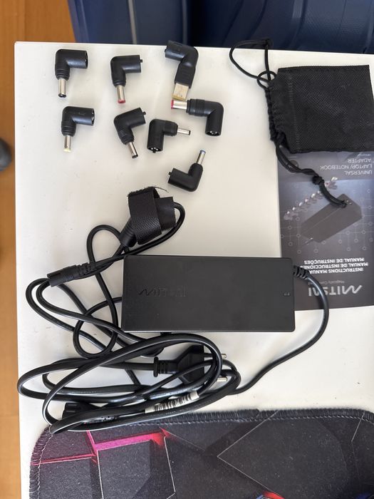Carregador universal para Notebook-Marca Mitsai, 90W