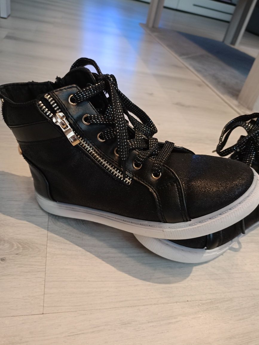 Buty r. 35 czarne