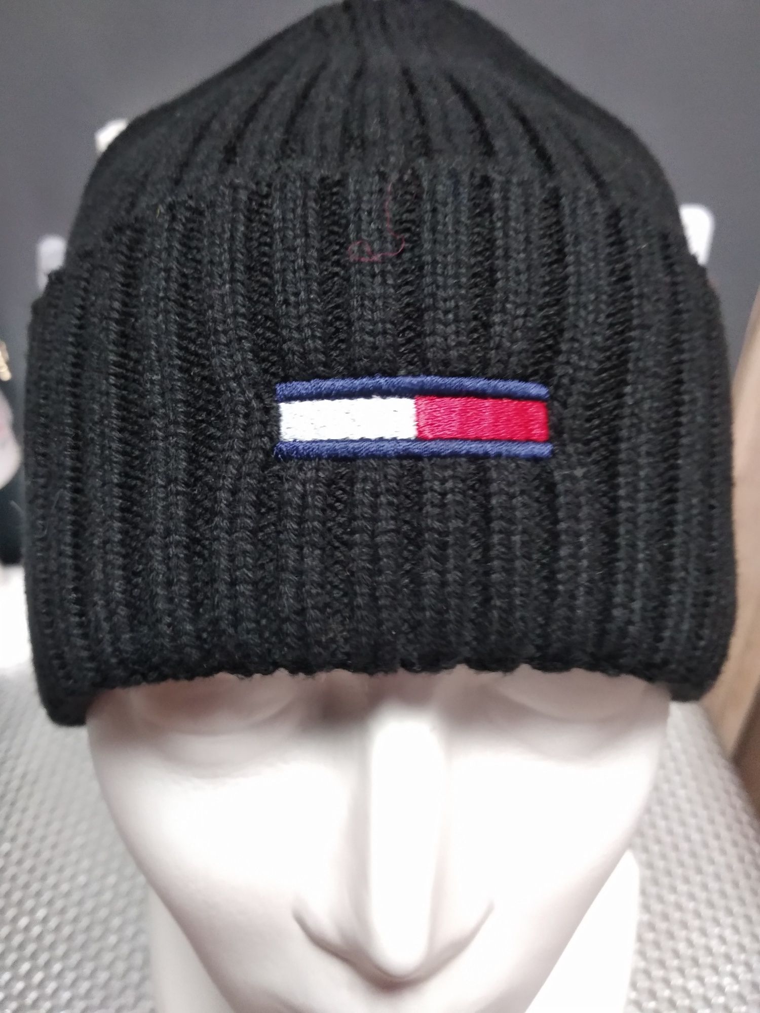 Czapka zimowa Tommy Hilfiger rozmiar uniwersalny