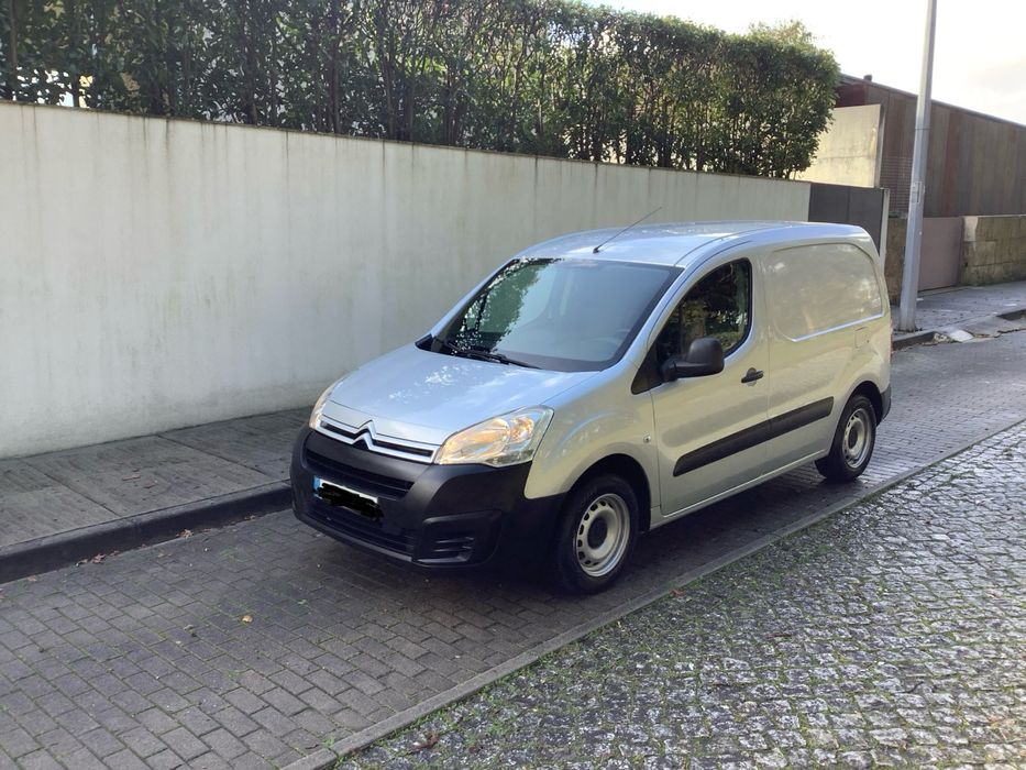 Berlingo 1.6 HDI 100 CV Cinza Prata 2017 Impecável