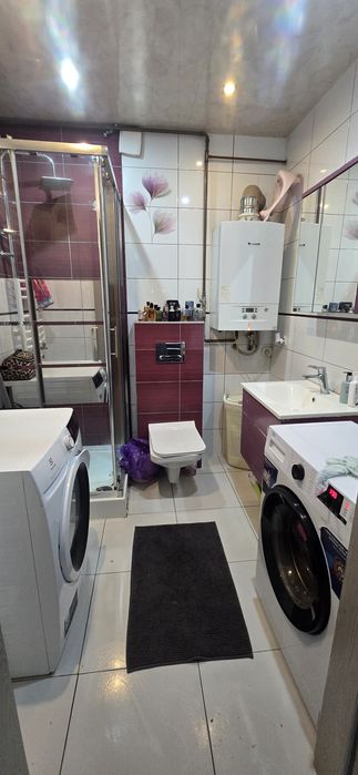 Sprzedam przestronne 2 pokojowe mieszkanie w spokojnej okolicy