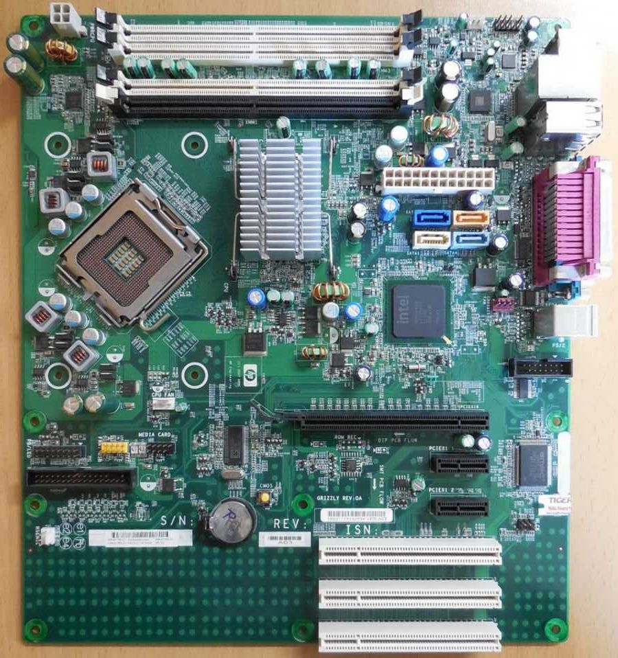 Материнська плата ITX стандарта (socket 775 chipset Q35)