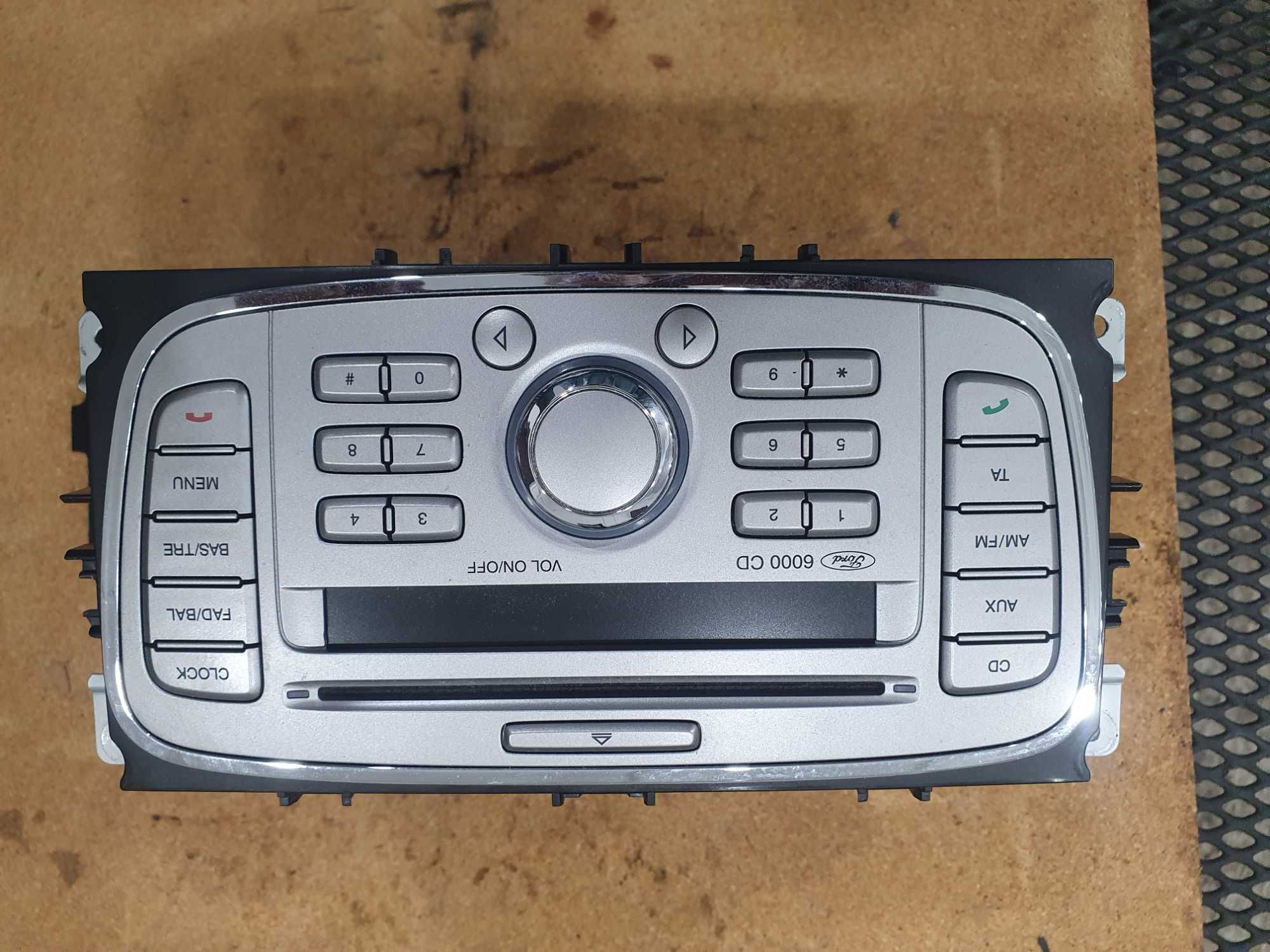Radio 2-din oryginalne Ford Focus mk2 lift sprawne