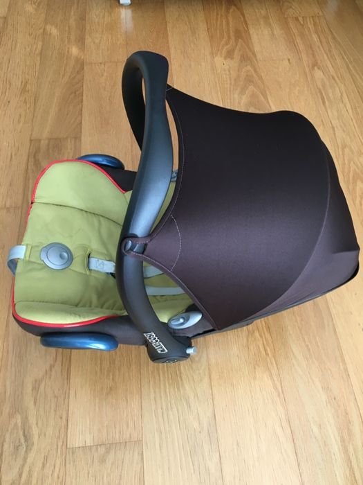 Ovo Maxi-Cosi CabrioFix + Maxi-Cosi EasyFix