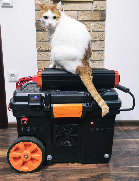 Зарядная станция 4 кВт литий-фосфатная Мощность 3 кВт Eve 306a