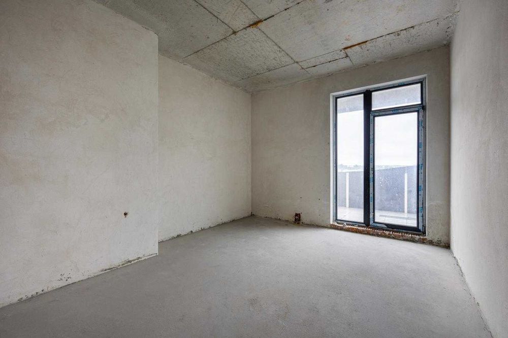 2-кімнатна квартира, 78,5 м², з балконом, можлива оплата криптовалютою