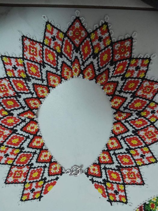 Вироби з бісеру ручна робота