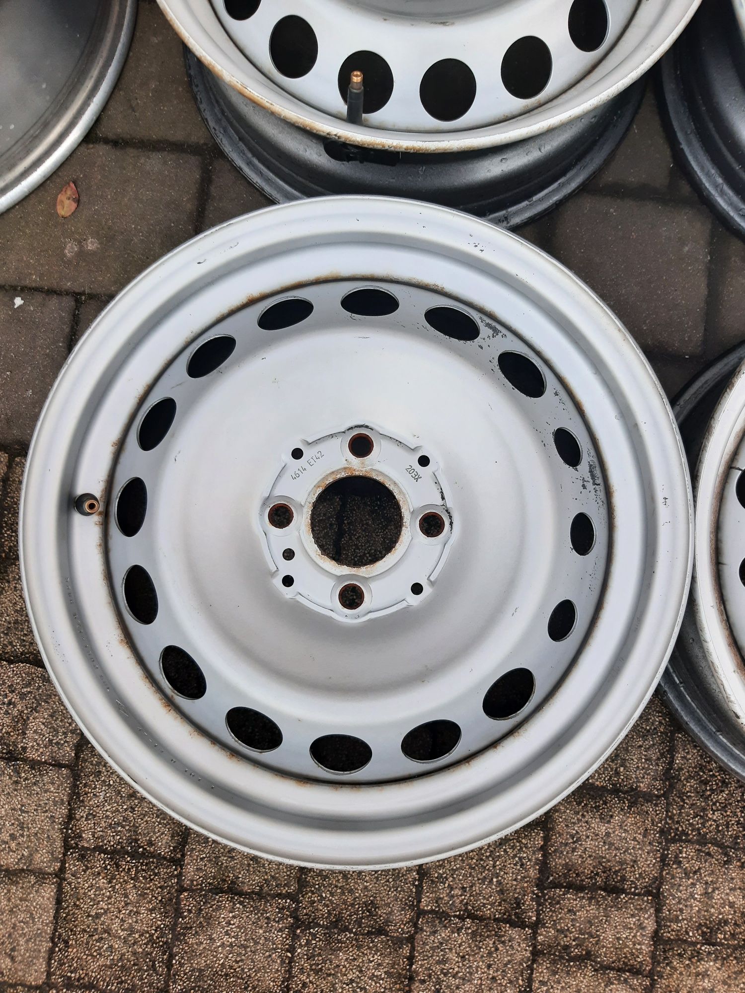 Felgi 15 Renault Clio 4x100 5/5,5J et32/42 czujniki
