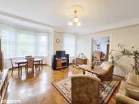 Przestronny apartament z ogrodem zimowym