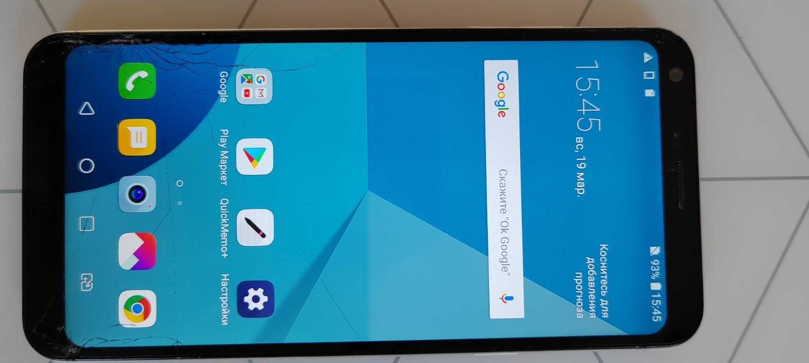 Смартфон LG Q6+ 4/64
