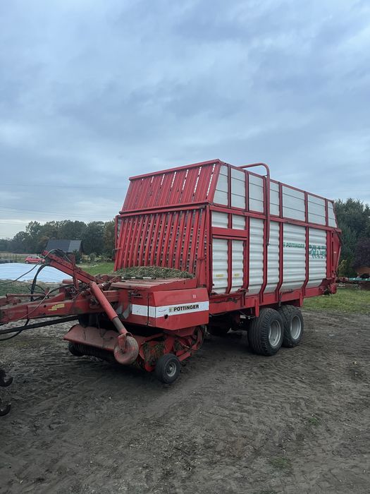 Przyczepa samozbierająca Pottinger Siloprofi 2