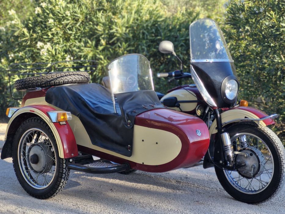 Moto Ural 750 com sidecar de 2005