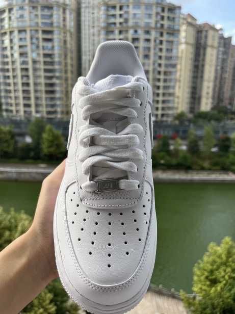 Nike Air Force 1 Low '07 White38