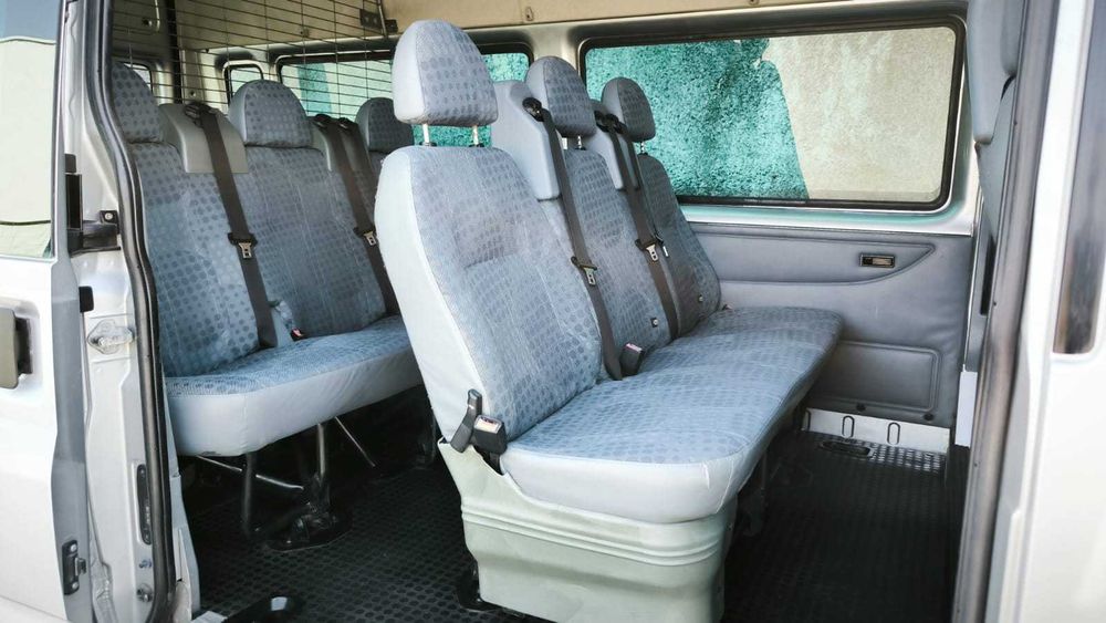 Ford Transit 9 Lugares