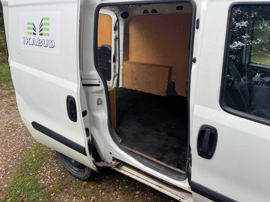 Sprzedam Fiata DOBLO Cargo Furgon 1,3  VAT - 1