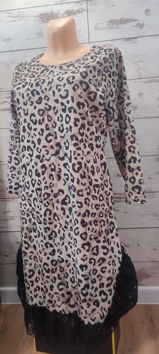 Sukienka w panterkę