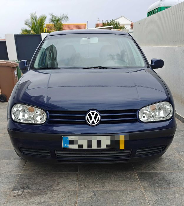 Volskswagen Golf 1.4 a Gasolina