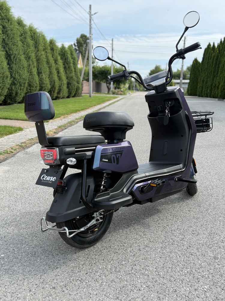 Електроскутер Corso Exellent 650v 72v 20ah • Доставка безкоштовна