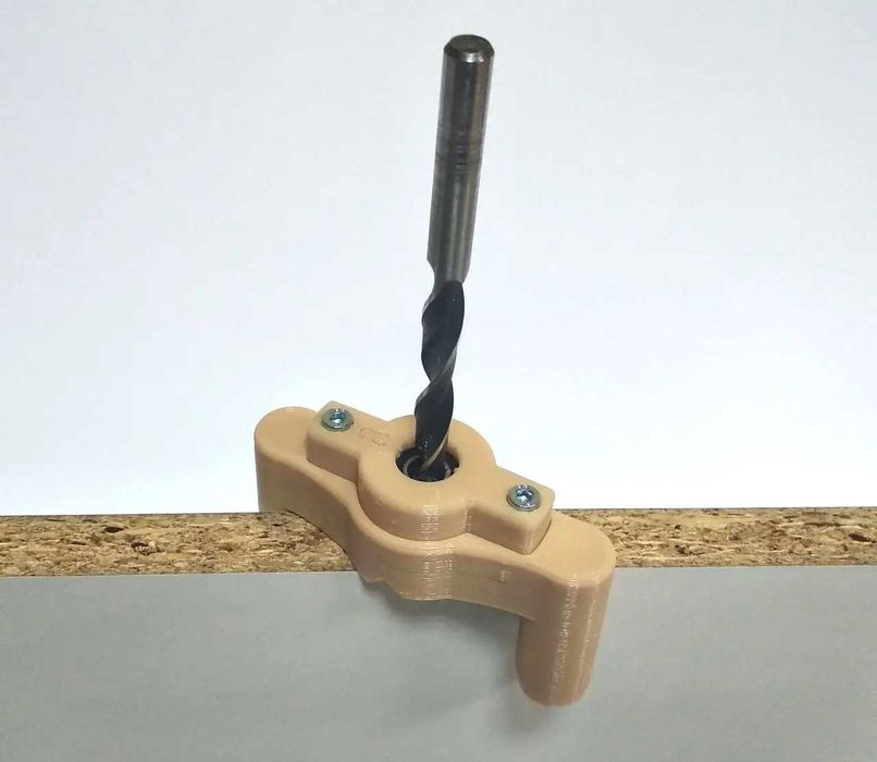 Самоцентруючийся кондуктор зі змінними вставками