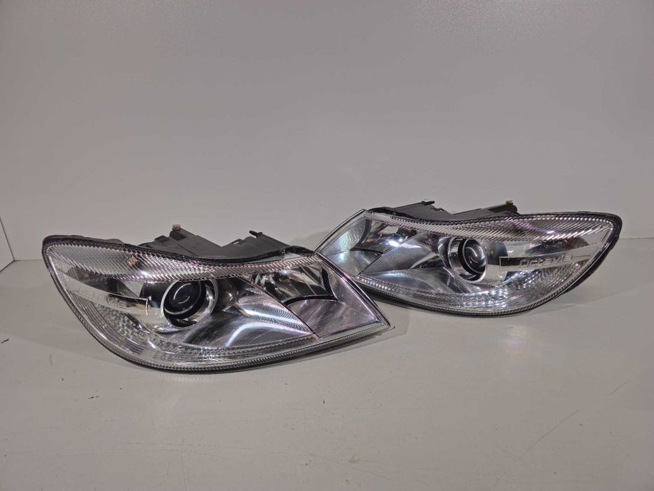 Skoda Octavia II 2 Lift FL Lampy Przód Przednie Lewa + Prawa Europa