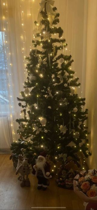 Ялинка 2,3 метра , темно-зелена