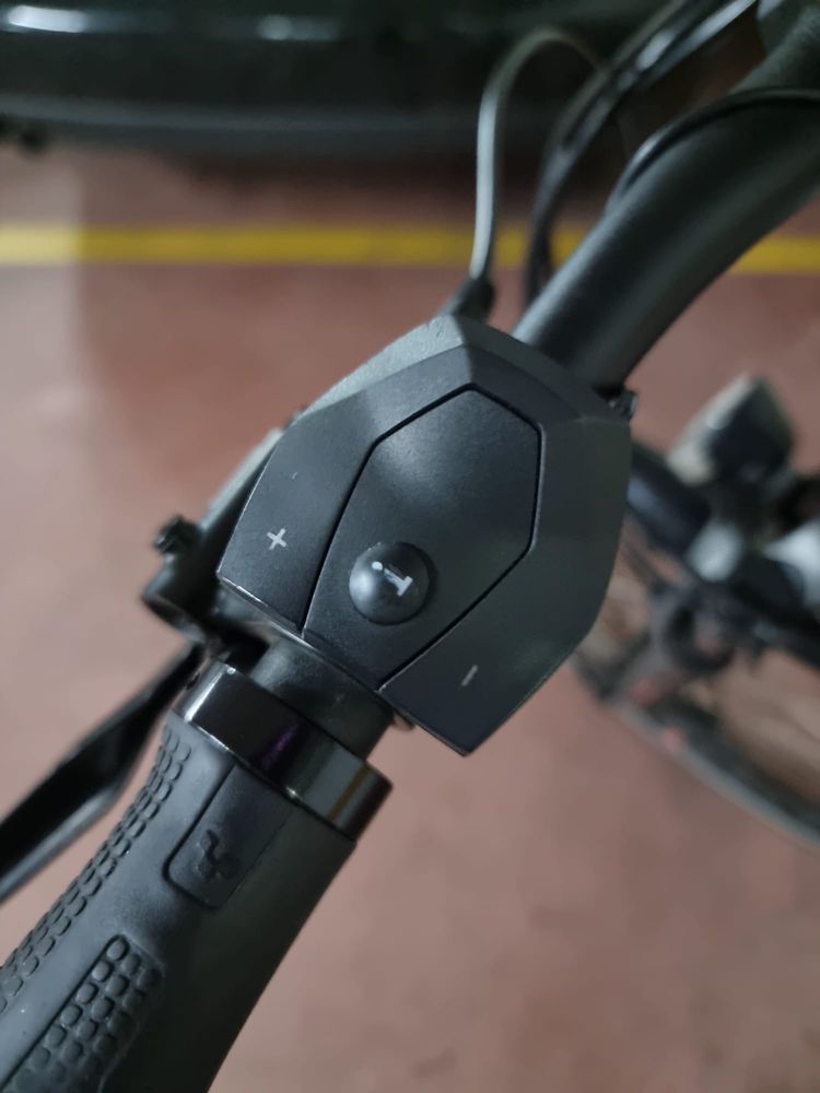 Bicicleta Elétrica Cube