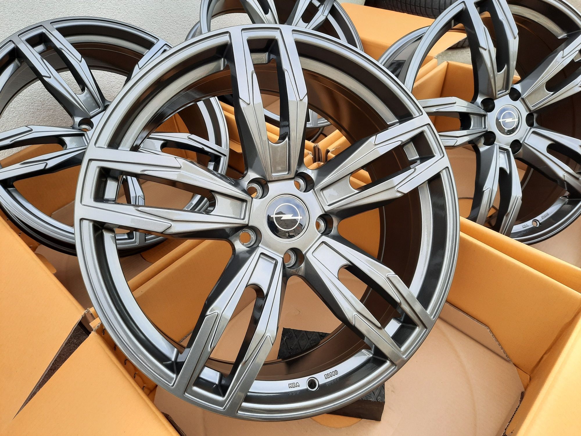 Alufelgi 20 Nowe! Opel Insignia 5x120 8Jx20H2 ET35 OKAZJA!