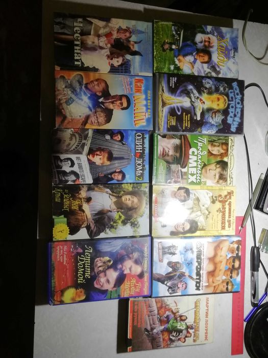 Дитячі фільми, відеокасети видеокассеты 11 шт 1 лотом