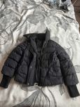 Пуховик Sisley жіночий 40 (S/M) – стильний та теплий