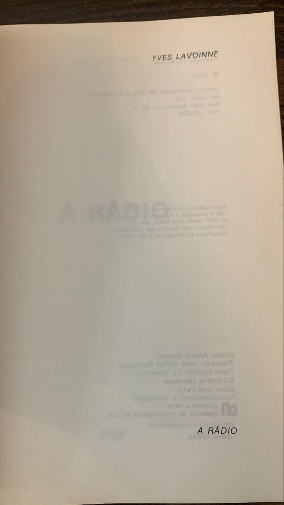 A Rádio - Yves Lavoinne
