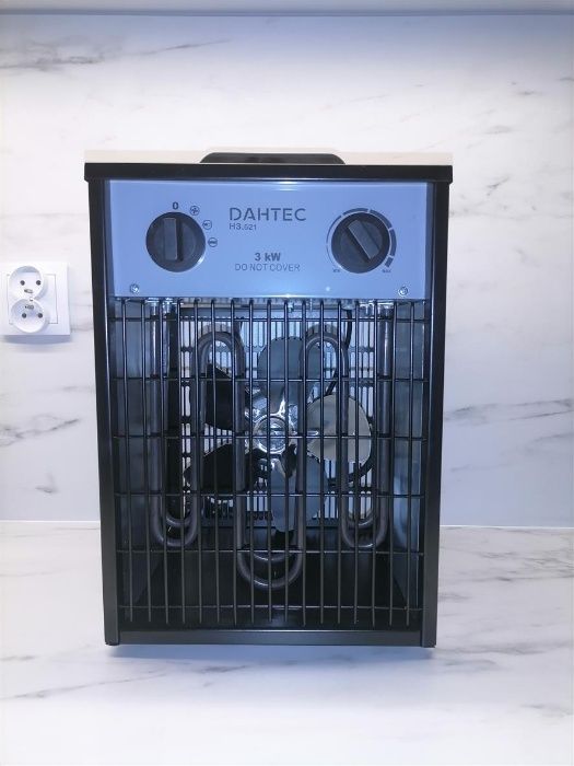 Elektryczny termowentylator 3000 W DAHTEC H3.521 czarny