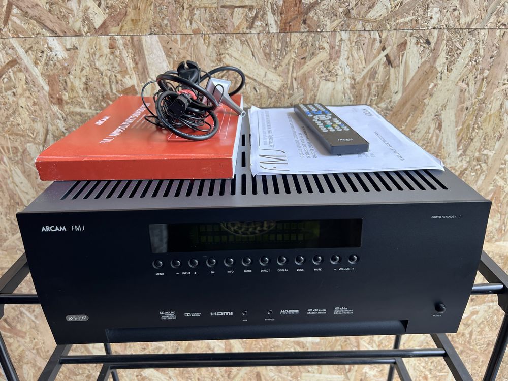 Arcam fmj AVR450 amplituner 7.1 w pieknym stanie + pilot mikrofon inst