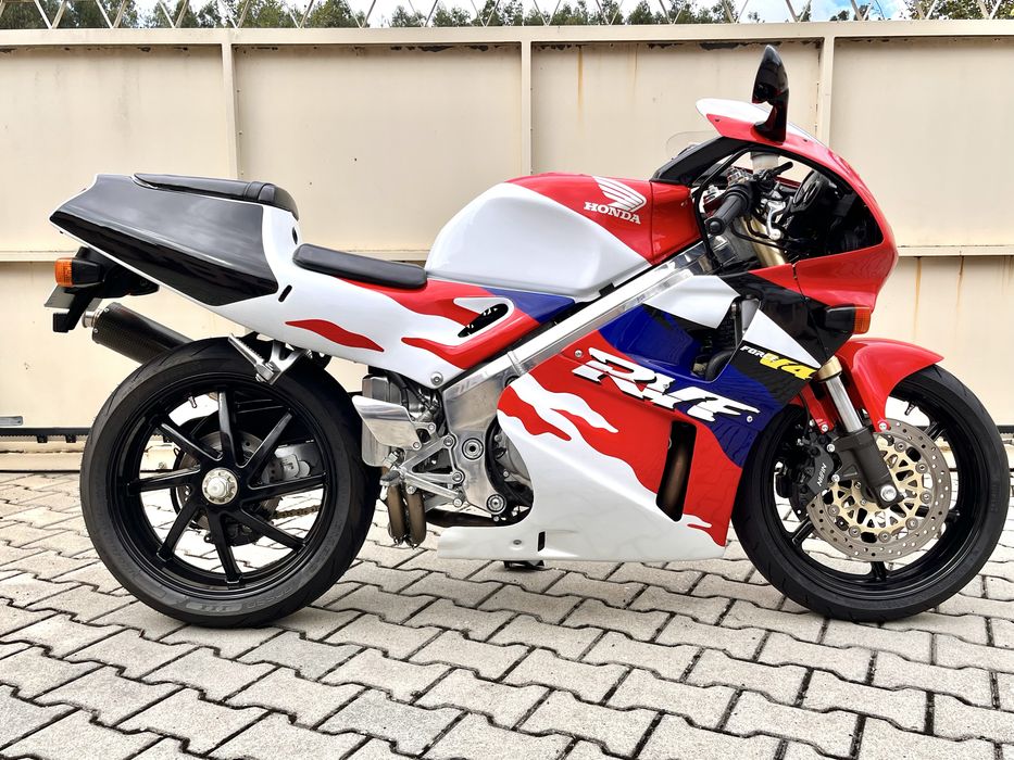 Honda RVF 400 NC35