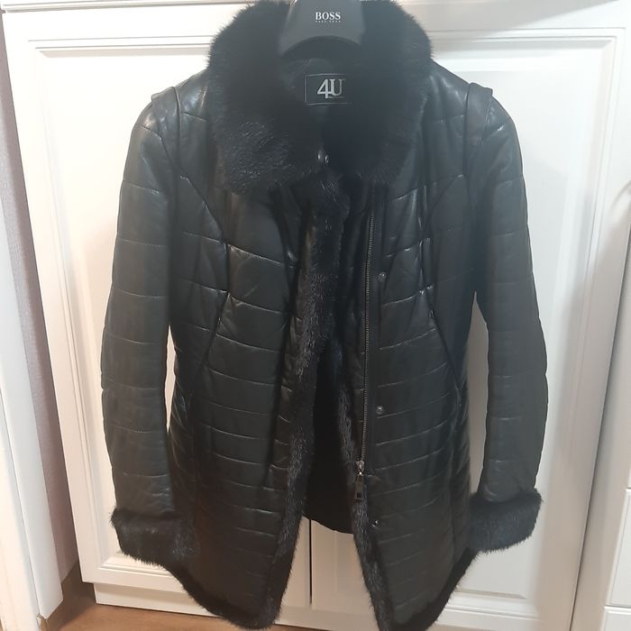 Пуховик женский  кожаный