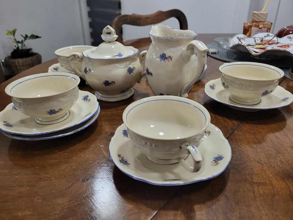 Zestaw kawowy z porcelany Tułowice.