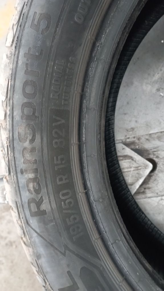 Pneus 195/50/15 4 pneus