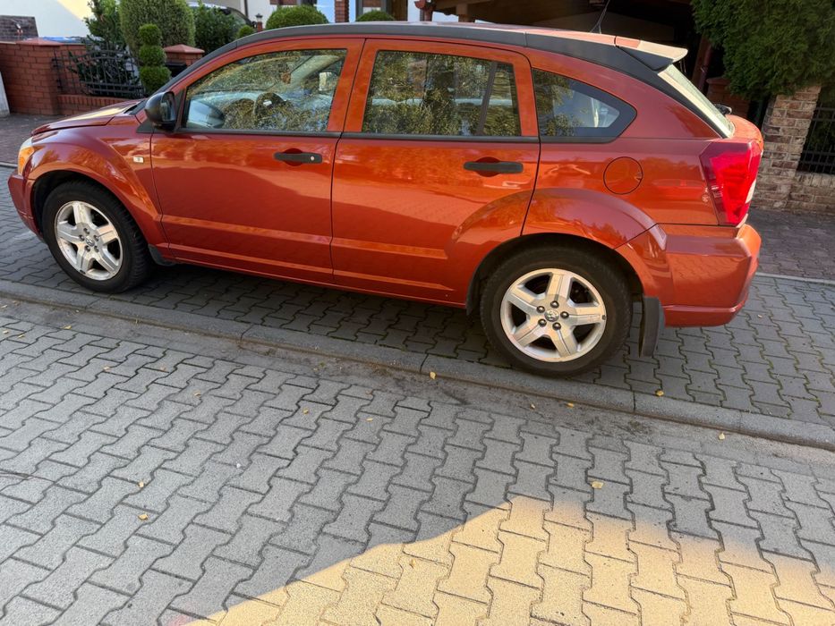 Sprzedam DODGE CALIBER 1.8 benzyna
