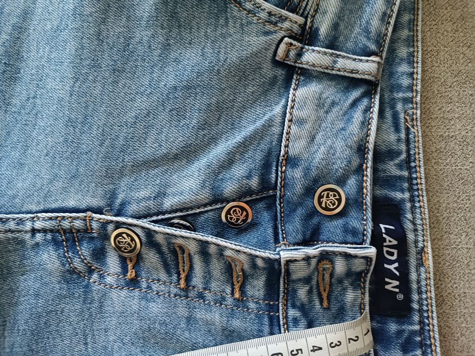 Шорти жіночі джинс