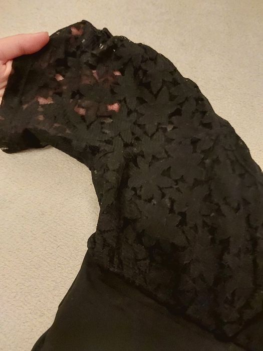 Czarne koronkowe body XXS/32