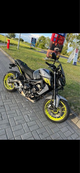 Yamaha Mt-09 Sporo dodatków