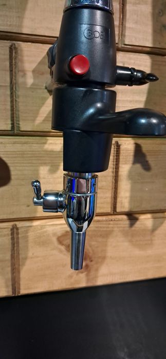 Перехідник для наливу пива в бокал