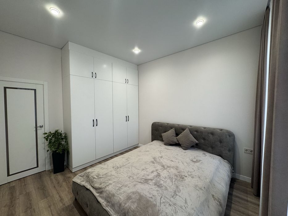 Оренда 2кімн. квартира вул. Лесі Українки, євроремонт, центр.