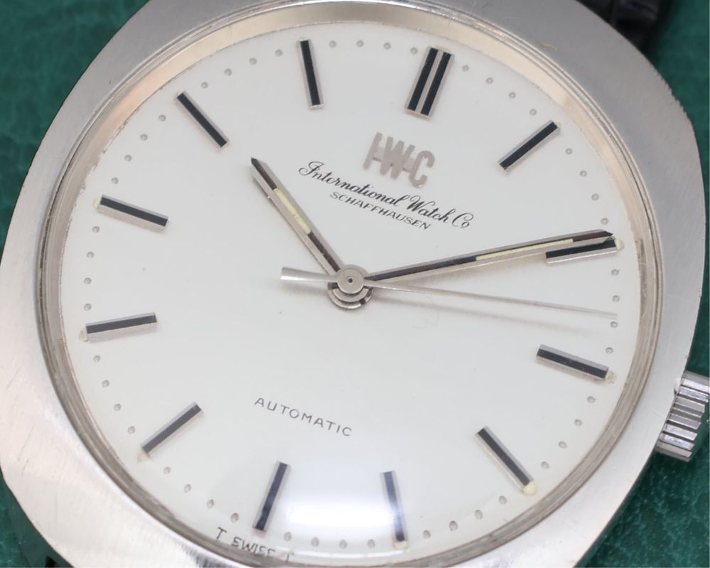 IWC Schaffhausen r815a caliber 854 klasyka vintage zegarek