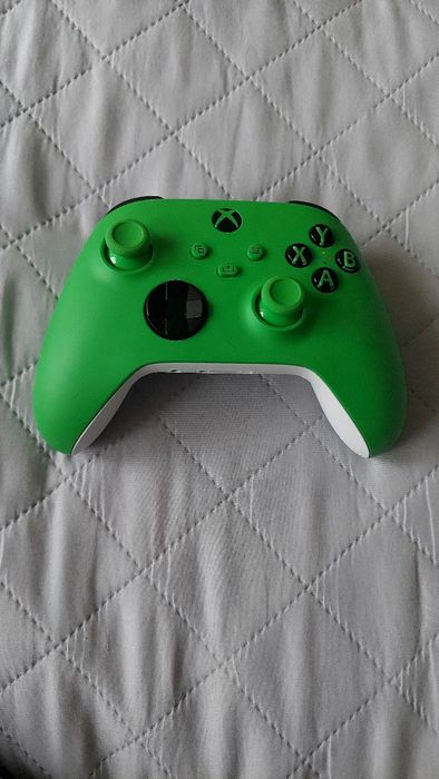Pad MICROSOFT Xbox One / Series / PC Velocity Green
