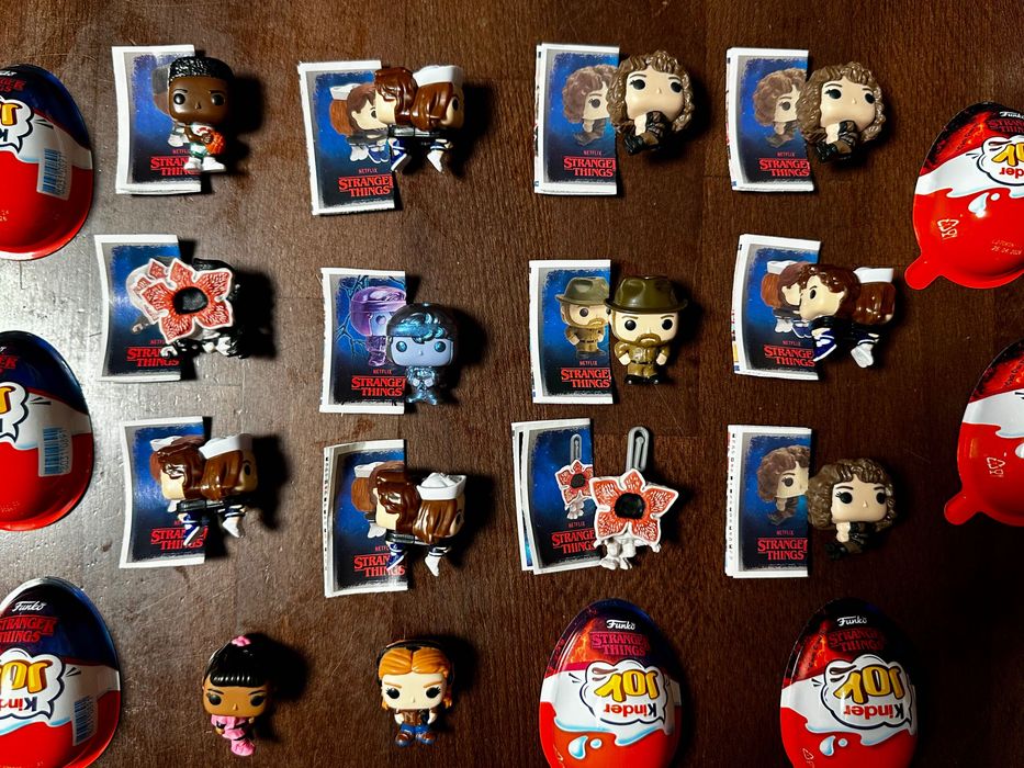 Дивні Дива фігурки. Kinder joy