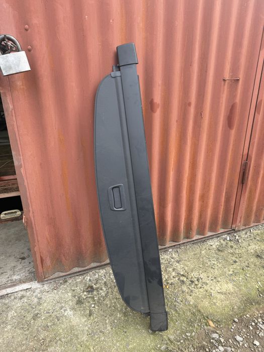 Шторка в багажник пасат б8 шкода а7