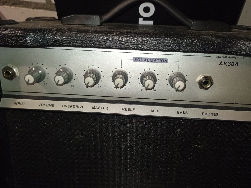 Wzmacniacz gitarowy  ak30a Soundking