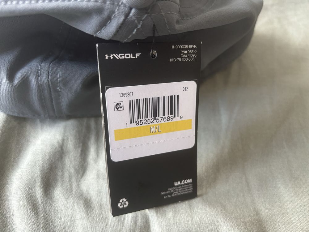 Nowa czapka z daszkiem M/L Under Armour szara