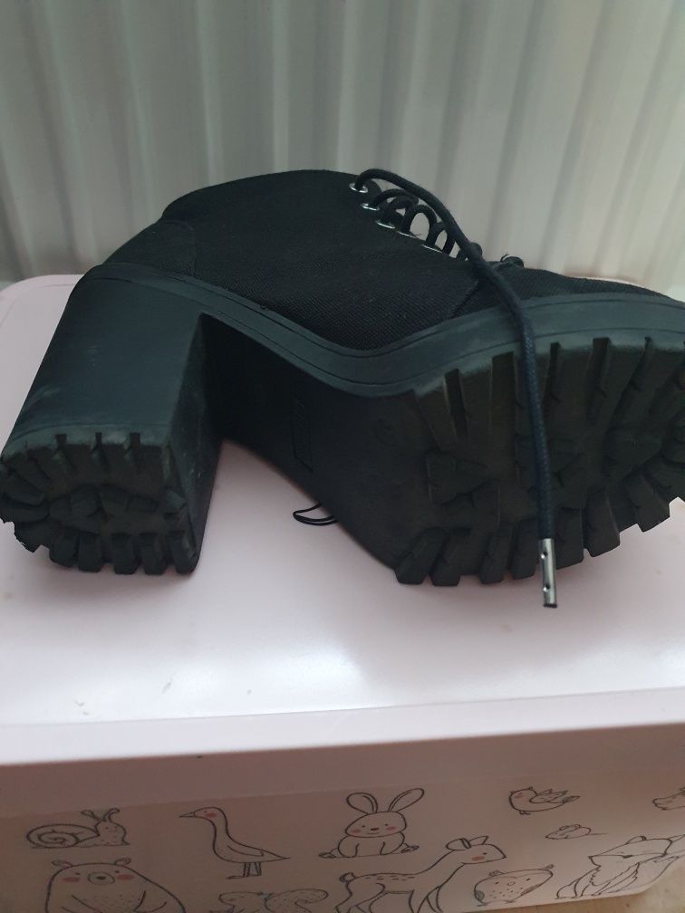 Buty botki na platformie H&M rozmiar 37