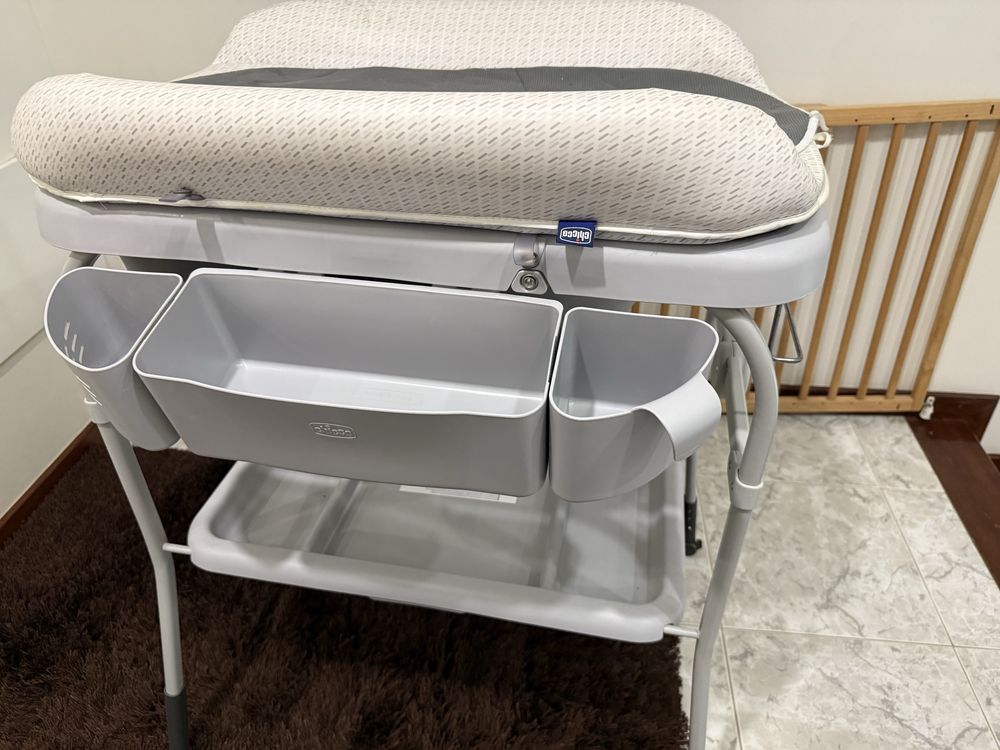Chicco Cuddle & bubble comfort muda fraldas com banheira c/ NOVO